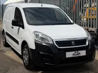 Used Peugeot Partner 2018 White