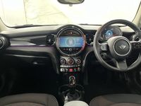 Used Mini Cooper Classic 134 HP (98 kW) 2024 Green Hatchback