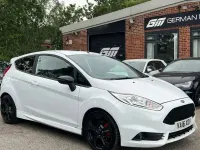 Used Ford Fiesta ST 182 HP (133 kW) 2016 White Hatchback