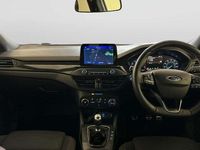 Usado Ford Focus ST-Line 150 HP (110 kW) 2020 Branco Citadino