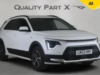 Used Kia Niro 2023 White SUV
