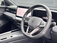 Used VW Passat R-line 272 HP (200 kW) 2025 Black Estate