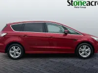 Used Ford S-MAX Titanium 190 HP (139 kW) 2022 Red MPV