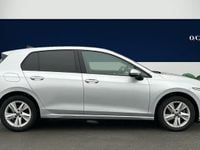 Gebraucht VW Golf VIII Life 2022 Silber Kleinwagen