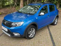 Begagnad Dacia Sandero Essentiel 90 HK (66 kW) 2020 Blå Halvkombi