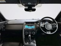 Usado Jaguar E-Pace SE 180 HP (132 kW) 2019 Preto SUV