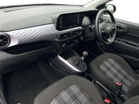 Used Hyundai i10 Premium 77 HP (56 kW) 2024 Blue Hatchback