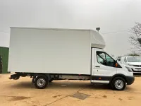 Usado Ford Transit 170 CV (125 kW) 2018 Blanco Descapotable