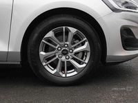 Usado Ford Focus Titanium 125 CV (91 kW) 2023 Plateado Utilitario