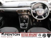 Used Dacia Sandero Essentiel 100 HP (73 kW) 2022 White Hatchback