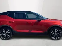 Used Volvo XC40 247 HP (181 kW) 2018 Red SUV