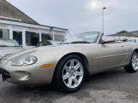 Used Jaguar XK8 290 HP (213 kW) 1997 Gold/silver Cabriolet