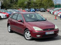 Usado Ford Focus Zetec 2004 Vermelho Citadino