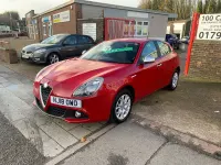 Begagnad Alfa Romeo Giulietta Super 150 HK (110 kW) 2018 Röd Halvkombi