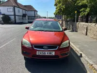 Used Ford Focus Ghia 2006 Red Hatchback