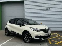 Used Renault Captur Dynamique 90 HP (66 kW) 2018 Cream/black SUV