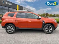 Used Dacia Duster Prestige 99 HP (72 kW) 2022 Orange SUV