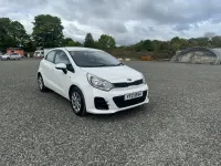 Usado Kia Rio Air 2015 Branco Citadino