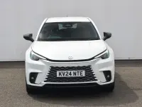 Used Lexus LBX 136 HP (100 kW) 2024 White SUV