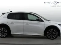 Used Peugeot 208 GT-line 99 HP (72 kW) 2020 White Hatchback