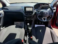 Używany Peugeot 208 S 2019 Czerwony Hatchback