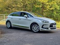 Begagnad Citroën DS5 115 HK (84 kW) 2015 Vit Halvkombi