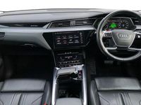 Używany Audi e-tron Comfort 300 kW (408 KM) 2019 Czarny SUV