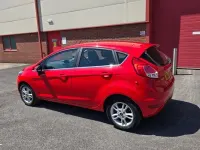 Used Ford Fiesta Zetec 101 HP (74 kW) 2016 Red Hatchback