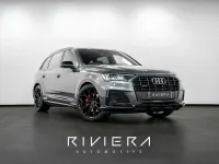 Używany Audi Q7 Black Edition 340 KM (250 kW) 2023 Szary SUV