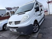 Begagnad Renault Trafic 115 HK (84 kW) 2011 Vit Minibuss