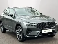 Usado Volvo XC60 Plus 250 HP (183 kW) 2026 Verde SUV