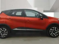 Used Renault Captur Iconic 90 HP (66 kW) 2019 Red/black SUV