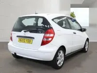 Used Mercedes A200 Classic 136 HP (100 kW) 2005 White Hatchback