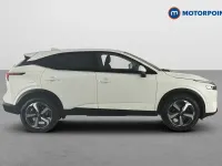 Used Nissan Qashqai N-Connecta 158 HP (116 kW) 2022 White SUV