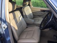 Used Mercedes S420 SE 1989 Diamond blue metallic Sedan