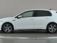 Used VW Golf VIII R-line 131 HP (96 kW) 2024 Hatchback