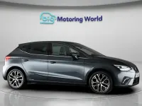 Usado Seat Ibiza XCELLENCE Lux 110 CV (80 kW) 2023 Gris Utilitario