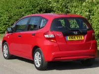 Used Honda Jazz S 90 HP (66 kW) 2014 Red Hatchback