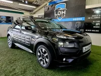 Used Citroën C4 Cactus Flair 98 HP (72 kW) 2016 Black Hatchback