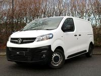 Used Vauxhall Vivaro 100 HP (73 kW) 2022 White MPV