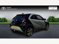 Used Toyota Aygo X 72 HP (52 kW) 2025 Green SUV
