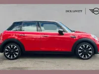 Used Mini Cooper Exclusive 134 HP (98 kW) 2021 Red Hatchback