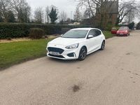 Used Ford Focus ST-Line 125 HP (91 kW) 2019 White Hatchback
