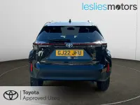 Second-hand Toyota Yaris Hybrid Design 2022 Negru Hatchback