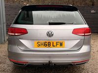 Used VW Passat R-line 150 HP (110 kW) 2019 Silver Estate