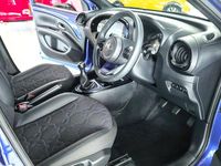 Usado Toyota Aygo 2023 Azul Utilitario