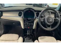 Usado Mini Cooper S Exclusive 178 HP (130 kW) 2022 Preto Citadino