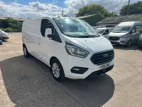 Used Ford Transit Custom Limited 130 HP (95 kW) 2019 White Van