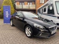 Used Volvo V40 120 HP (88 kW) 2016 Black Hatchback