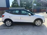 Used Seat Arona SE Technology 115 HP (84 kW) 2019 White SUV